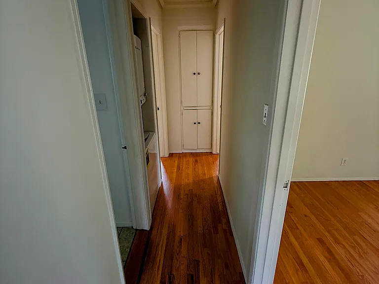 382 Mariposa Ave — Photo 7