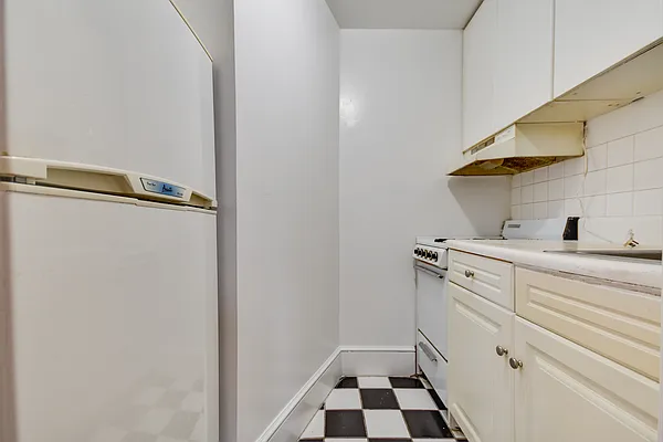 Rented by Compass | media 14