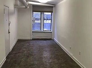 243 W 15th St #BASEMENT, New York, NY 10011