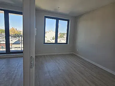 132-43 Metropolitan Ave #6B