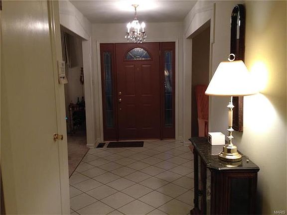 2nd image of 11153 Queensway Dr