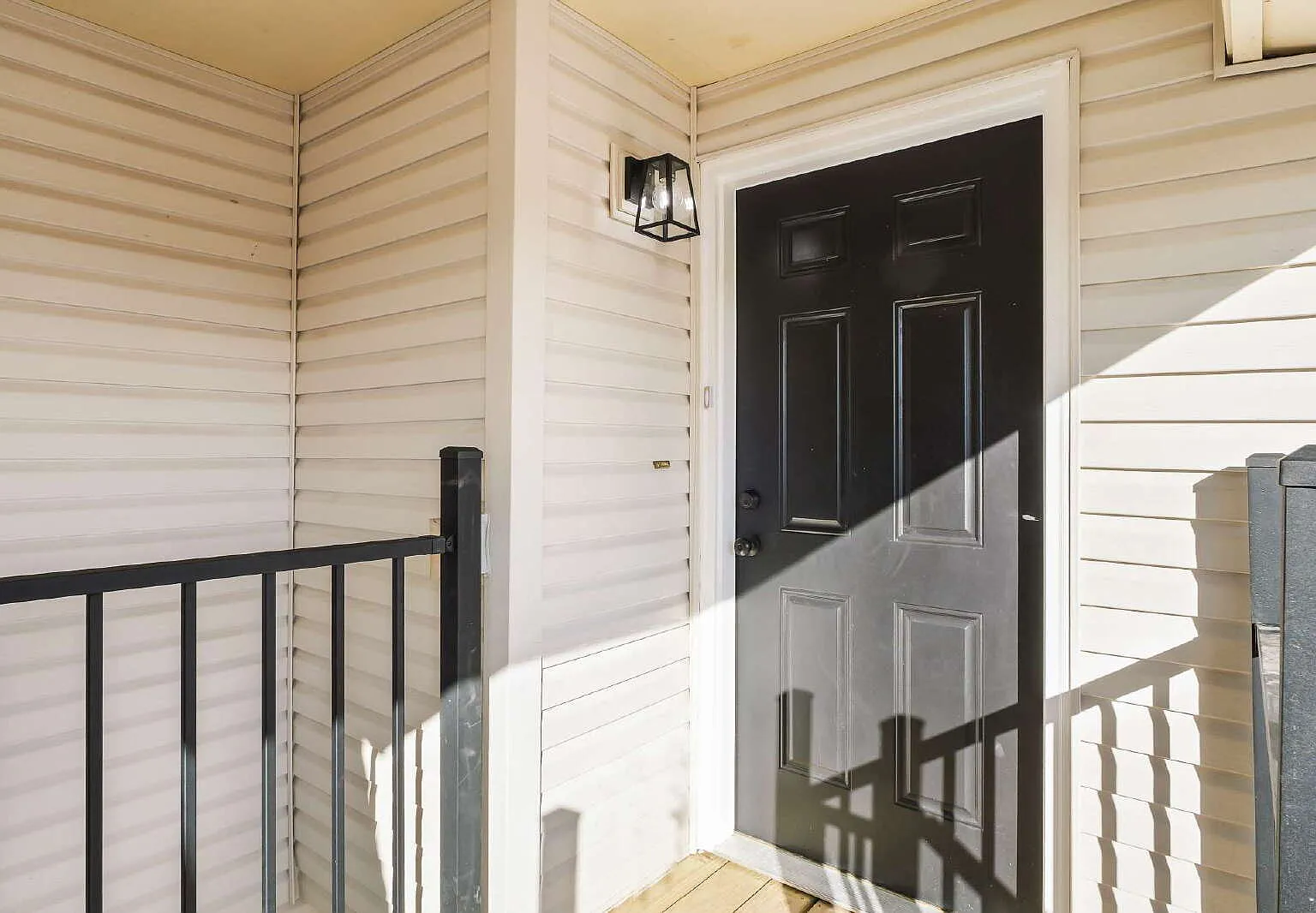 2 bed, 1.0 bath, 844 sqft, $1,450 — Photo 4