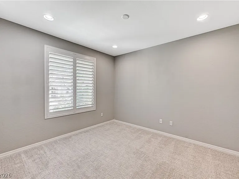 3741 Glasstop Dr — Photo 8