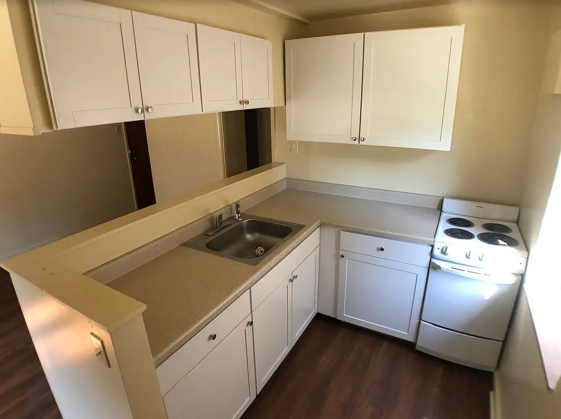 115 Mount Lebanon Blvd — Photo 2