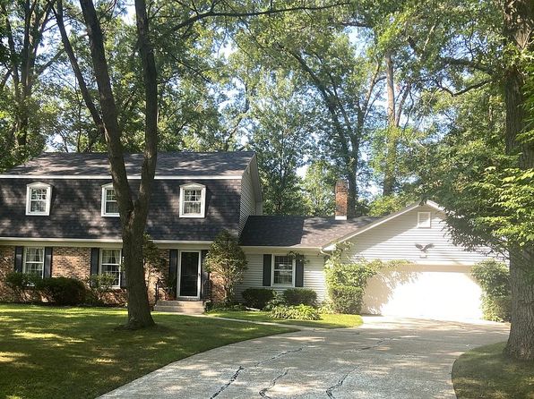 203 Powderhorn Dr