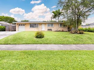 9715 SW 77th Ter, Miami, FL 33173