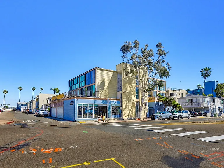 2999 Mission Blvd #201 — Photo 59