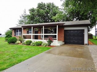 211 Avalon St, Brighton, IL 62012