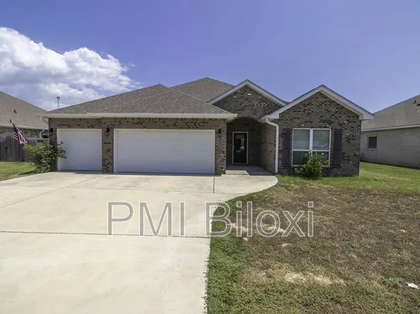 1208 Carraway Cv, Ocean Springs, MS 39564