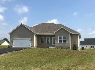 39 Kaces Way, Scottsville, KY 42164