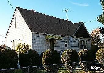 1st image of 72 Sherwood Ave