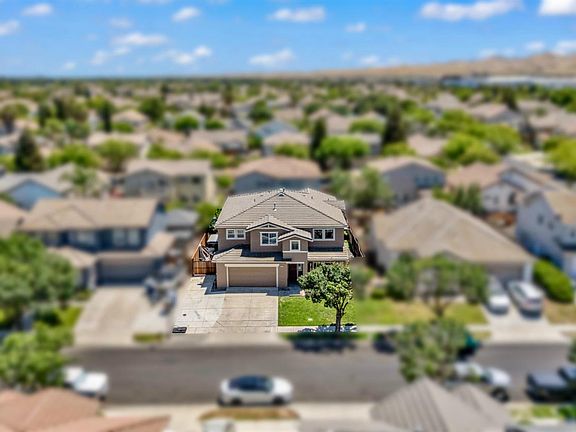 5th image of 1434 Jake Creek Dr