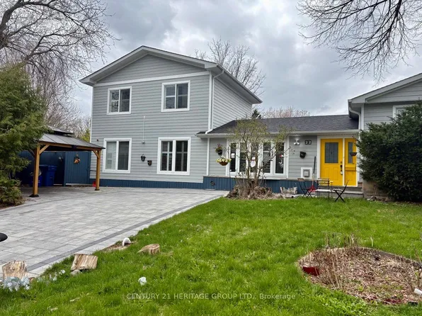 22 Cedar Cres, Aurora, ON L4G 3J8