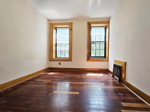 2nd image of 140A Lexington Ave APT 16