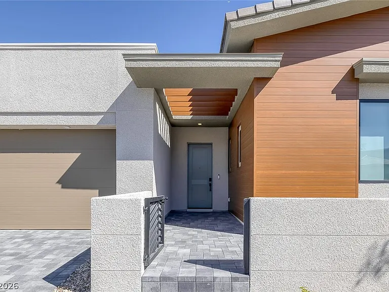 5000 Terramont Dr — Photo 4