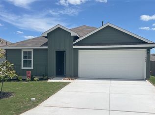 1042 Argonne Frst, Seguin, TX 78155