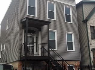 1213 W Race Ave, Chicago, IL 60642