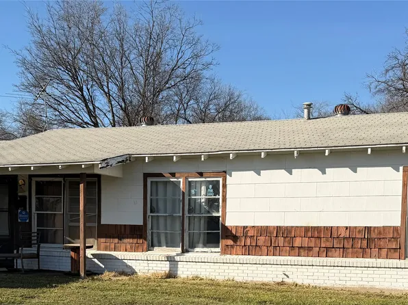 4417 McKibben St, Haltom City, TX 76117