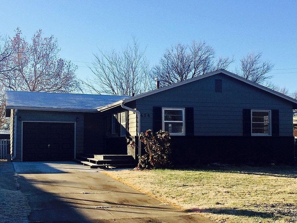 1st image of 638 Max Ave