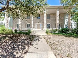 1919 Robbins Pl, Austin, TX 78705