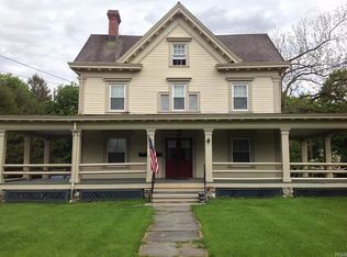 37 Oakland Ave, Warwick, NY 10990