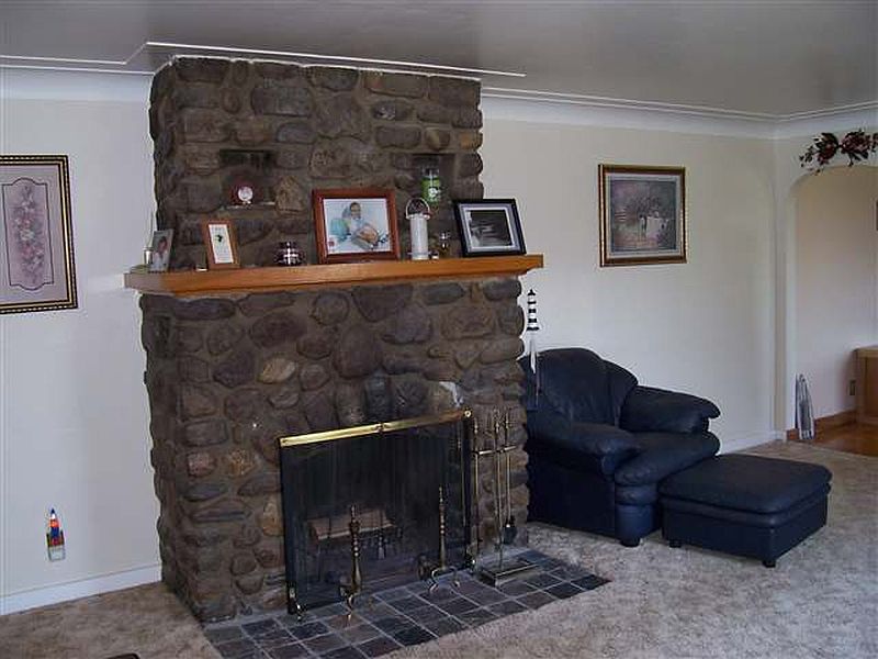 5th image of 724 NOONAN Road