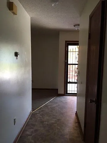 710 Little John Dr — Photo 7