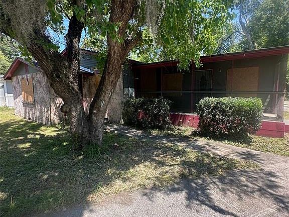 4th image of 5851 Dunmire Ave