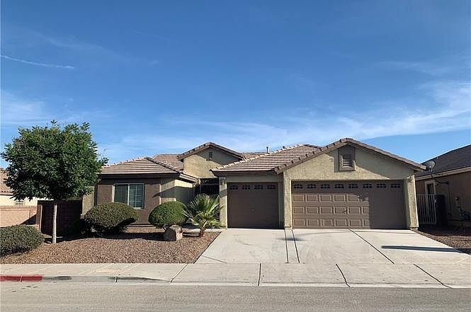 1st image of 117 E Verde Way