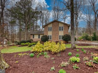 832 Sweet Briar Ln SE, Conyers, GA 30094