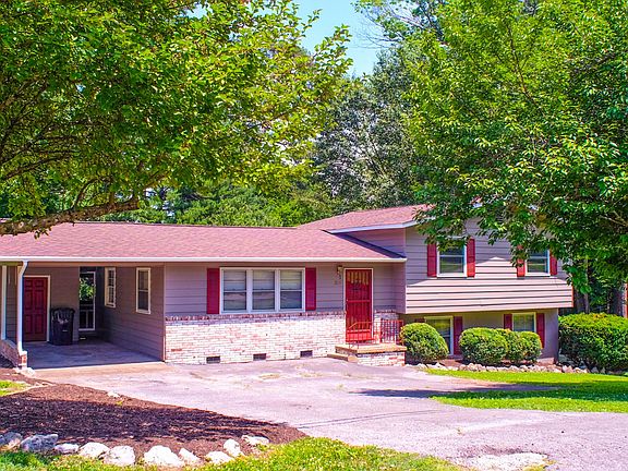 2nd image of 4305 NW Myrtlewood Dr