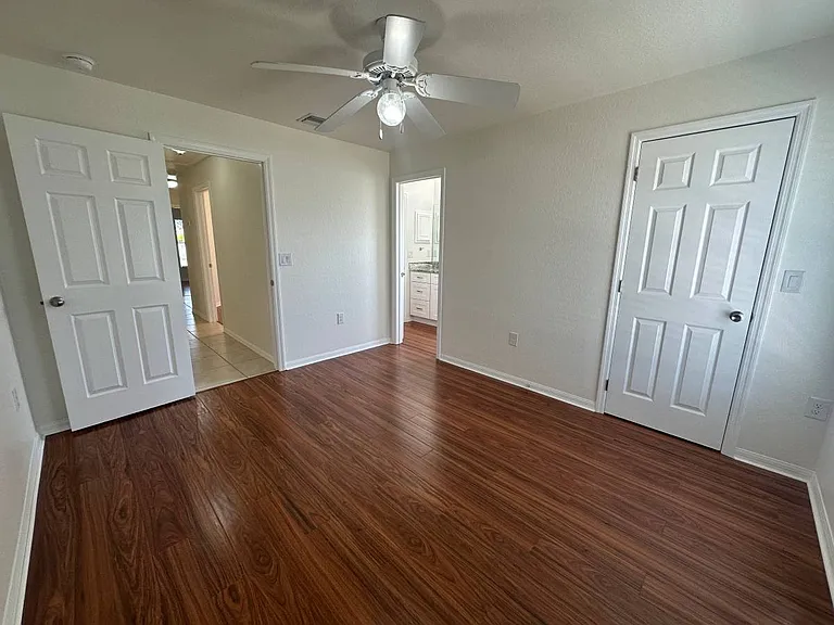 1603 NE 34th Ln — Photo 15