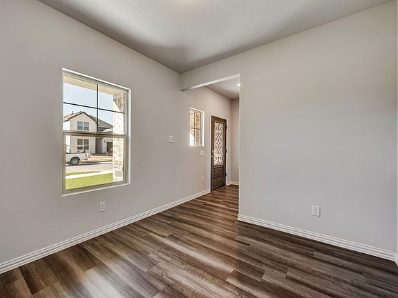 3rd image of 10344 Lakemont Dr