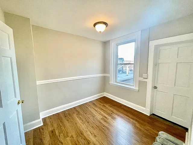 213 Hanover St #2 — Photo 13