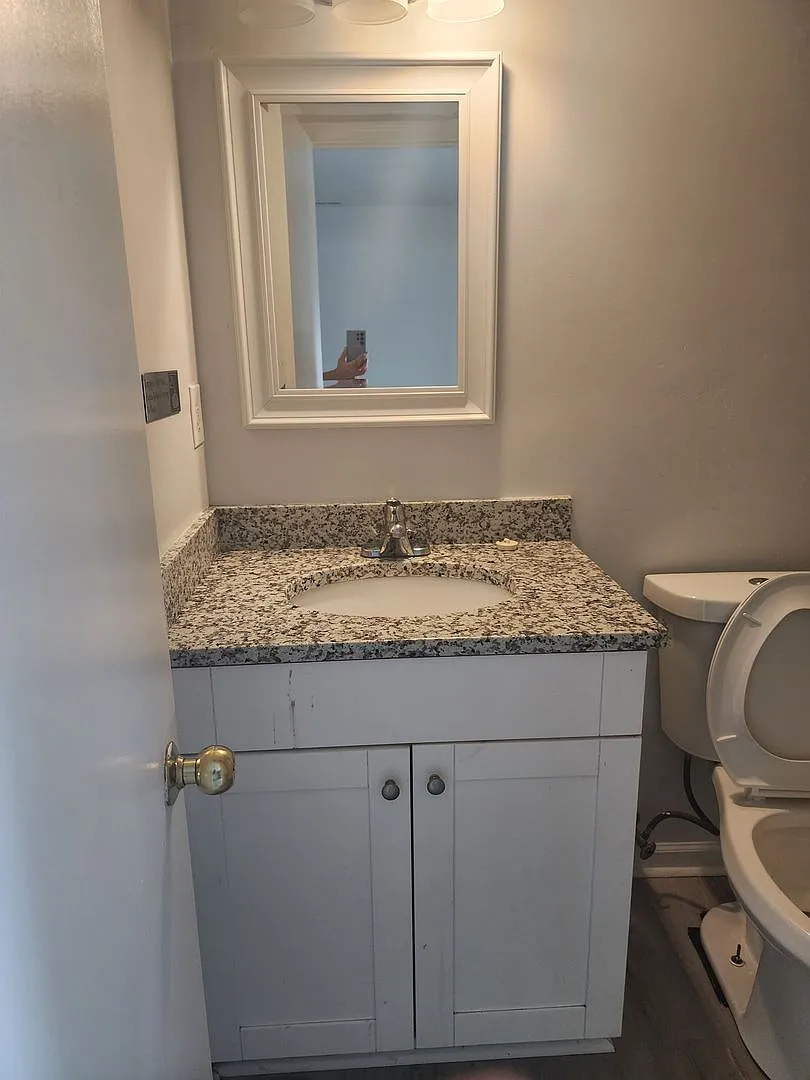 great home fully renovated — Photo 2