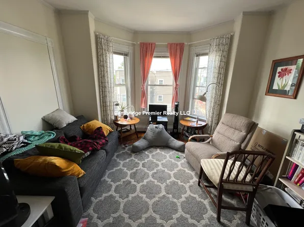 392 Washington St, Somerville, MA