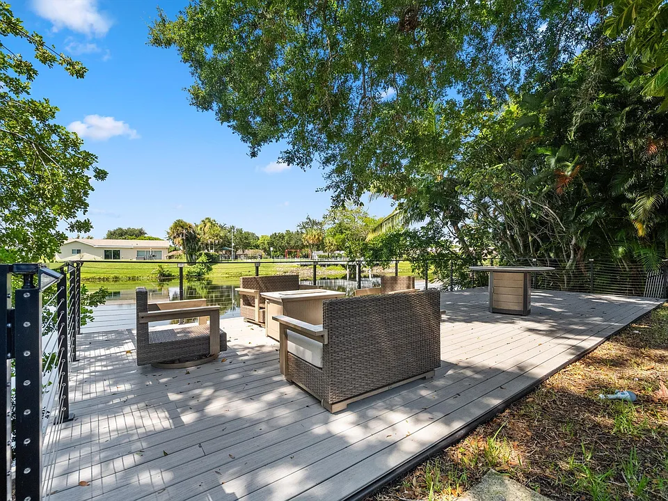 1233 Mystic Way