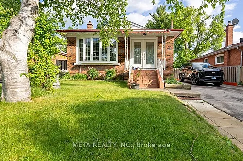 79 Chestermere Blvd Photo 1