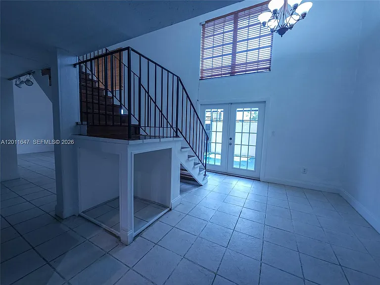 10907 N Kendall Dr #313 — Photo 5