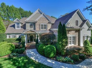 17040 Piermont St, Davidson, NC 28036