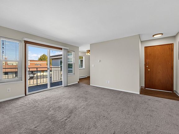 3rd image of 2235 California Ave SW APT 306