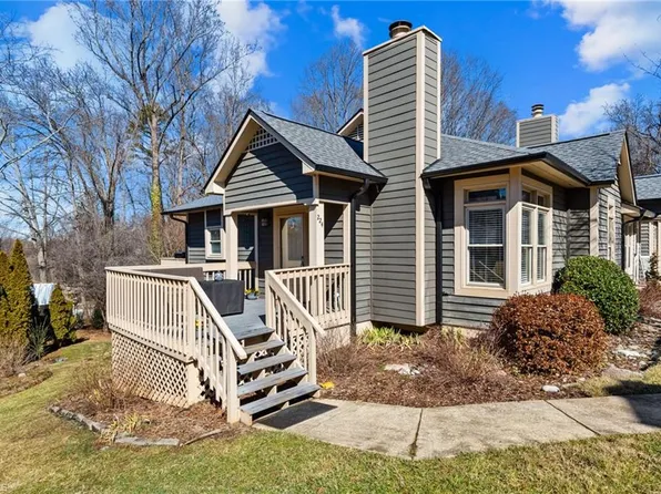 224 Tabor View Ln, Winston Salem, NC 27106
