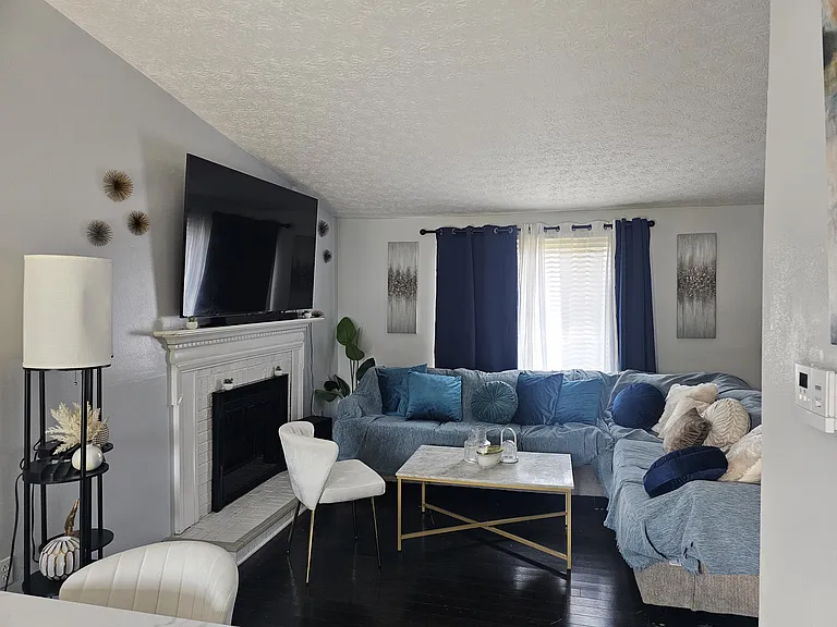 3136 Delburn Ave — Photo 13