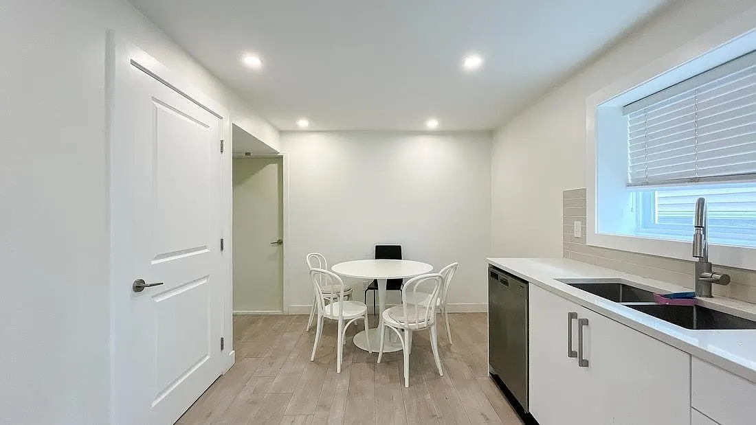 3 bed, 1087 sqft, $3,000 — Photo 4