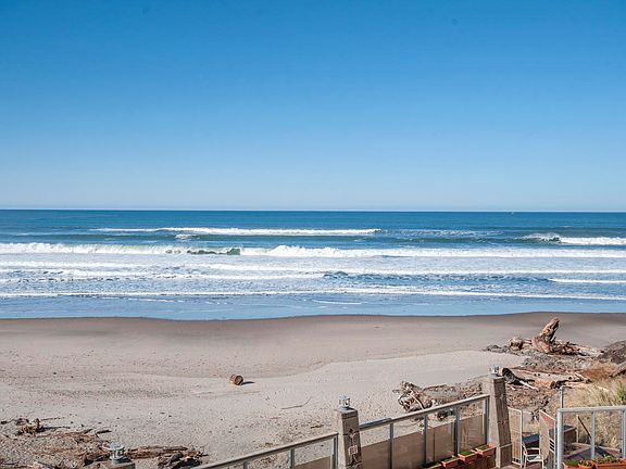 2nd image of 4009 SW Highway 101 #320