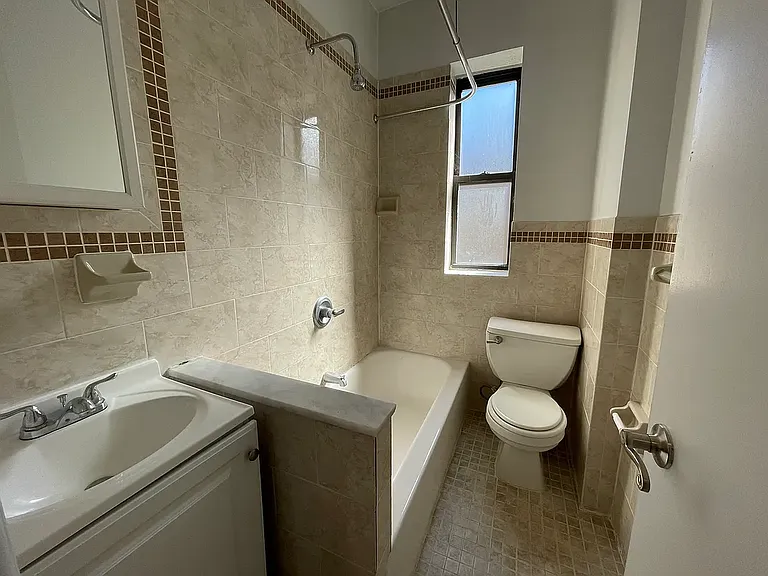 35-41 34th St #2C — Photo 8