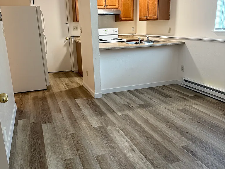 Goss Commons — Photo 30