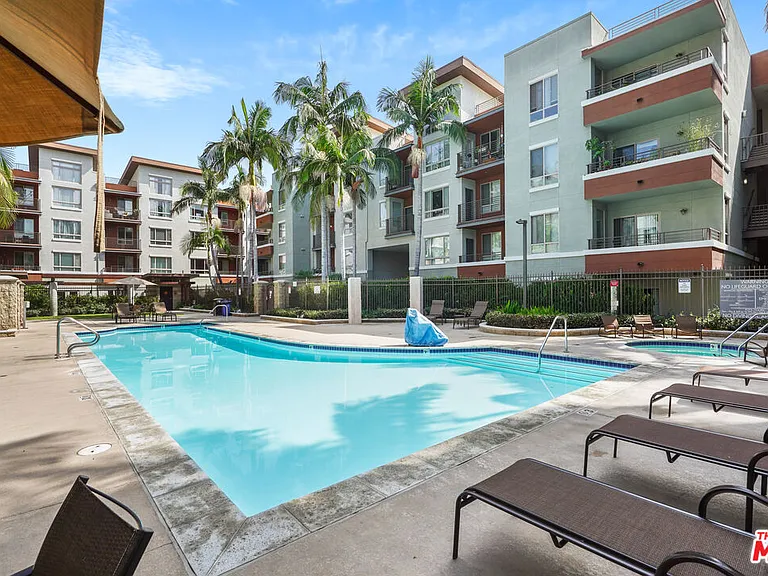 100 S Alameda St #267 — Photo 18