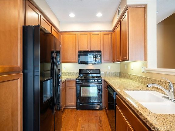 5th image of 24736 Ridgewalk St Unit 4