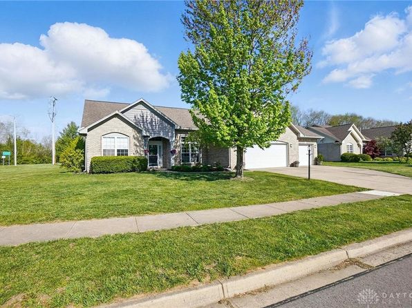 2613 Quail Run Dr, Fairborn, OH 45324